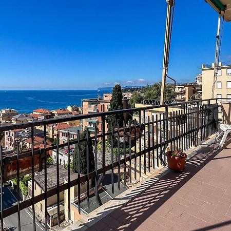 Grande Appartamento Vista Mare Varraze Exterior foto