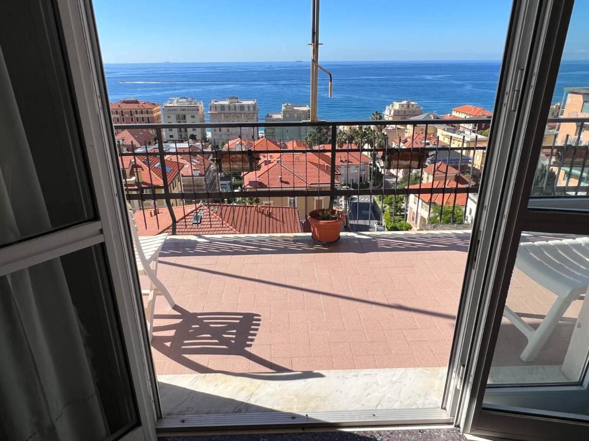 Grande Appartamento Vista Mare Varraze Exterior foto