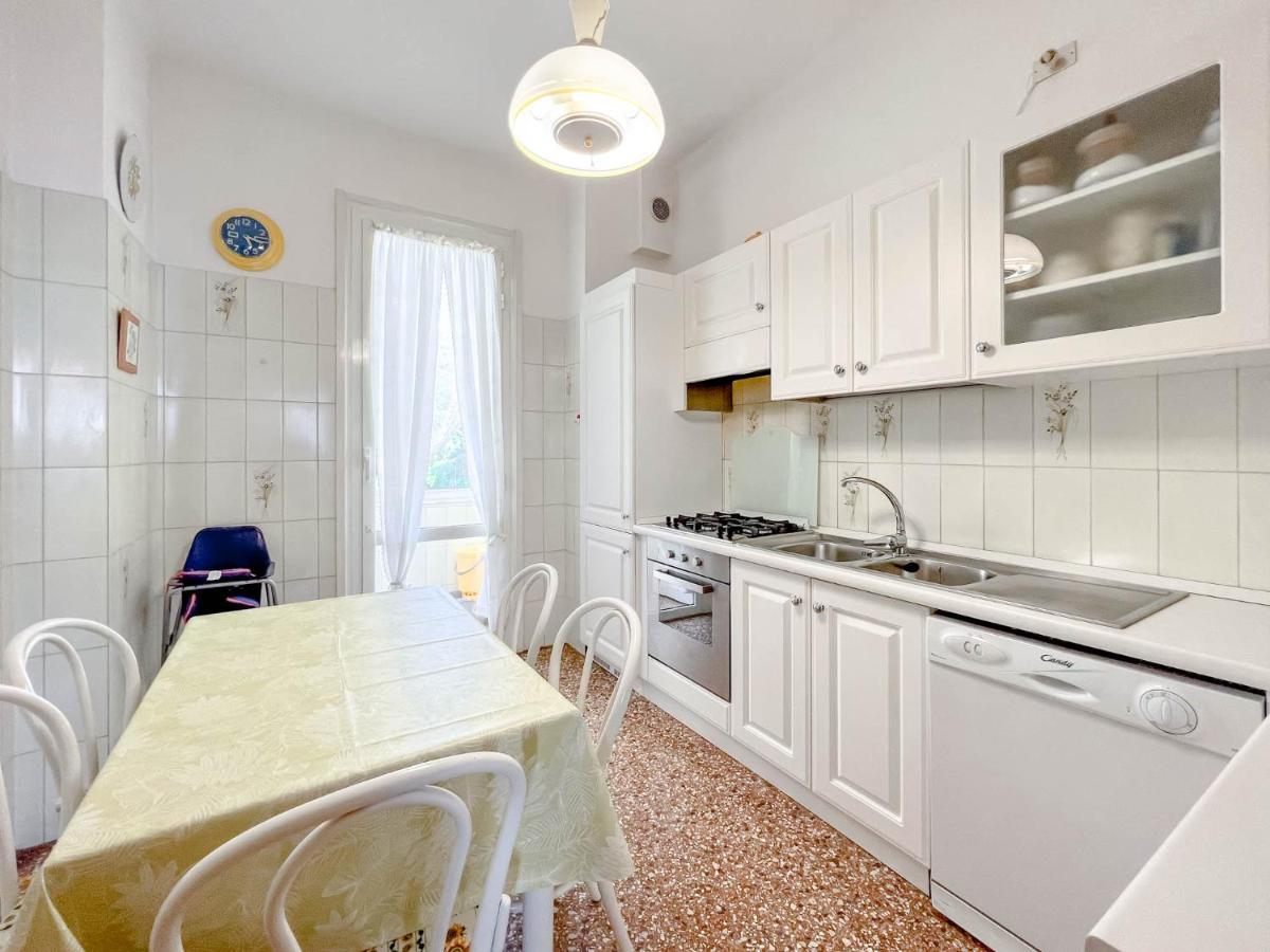 Grande Appartamento Vista Mare Varraze Exterior foto