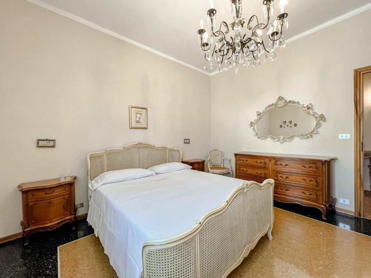 Grande Appartamento Vista Mare Varraze Exterior foto