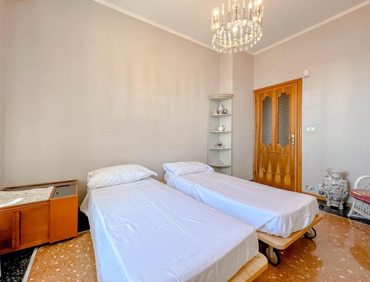 Grande Appartamento Vista Mare Varraze Exterior foto
