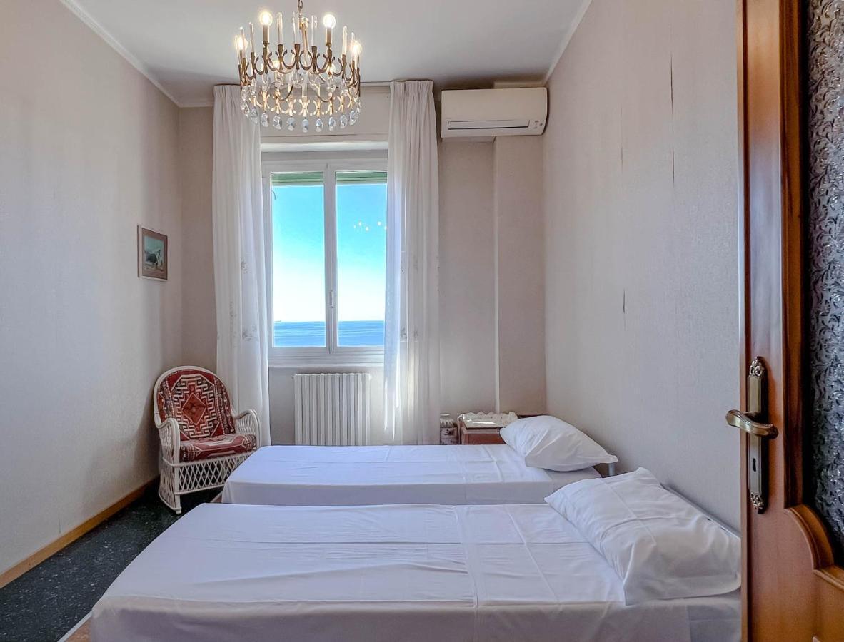 Grande Appartamento Vista Mare Varraze Exterior foto