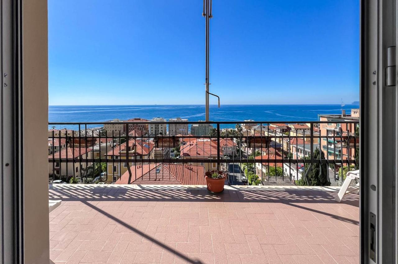 Grande Appartamento Vista Mare Varraze Exterior foto