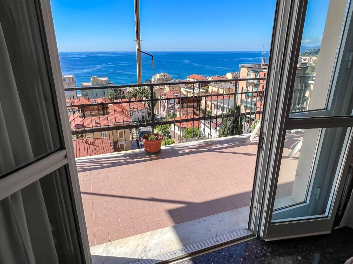 Grande Appartamento Vista Mare Varraze Exterior foto