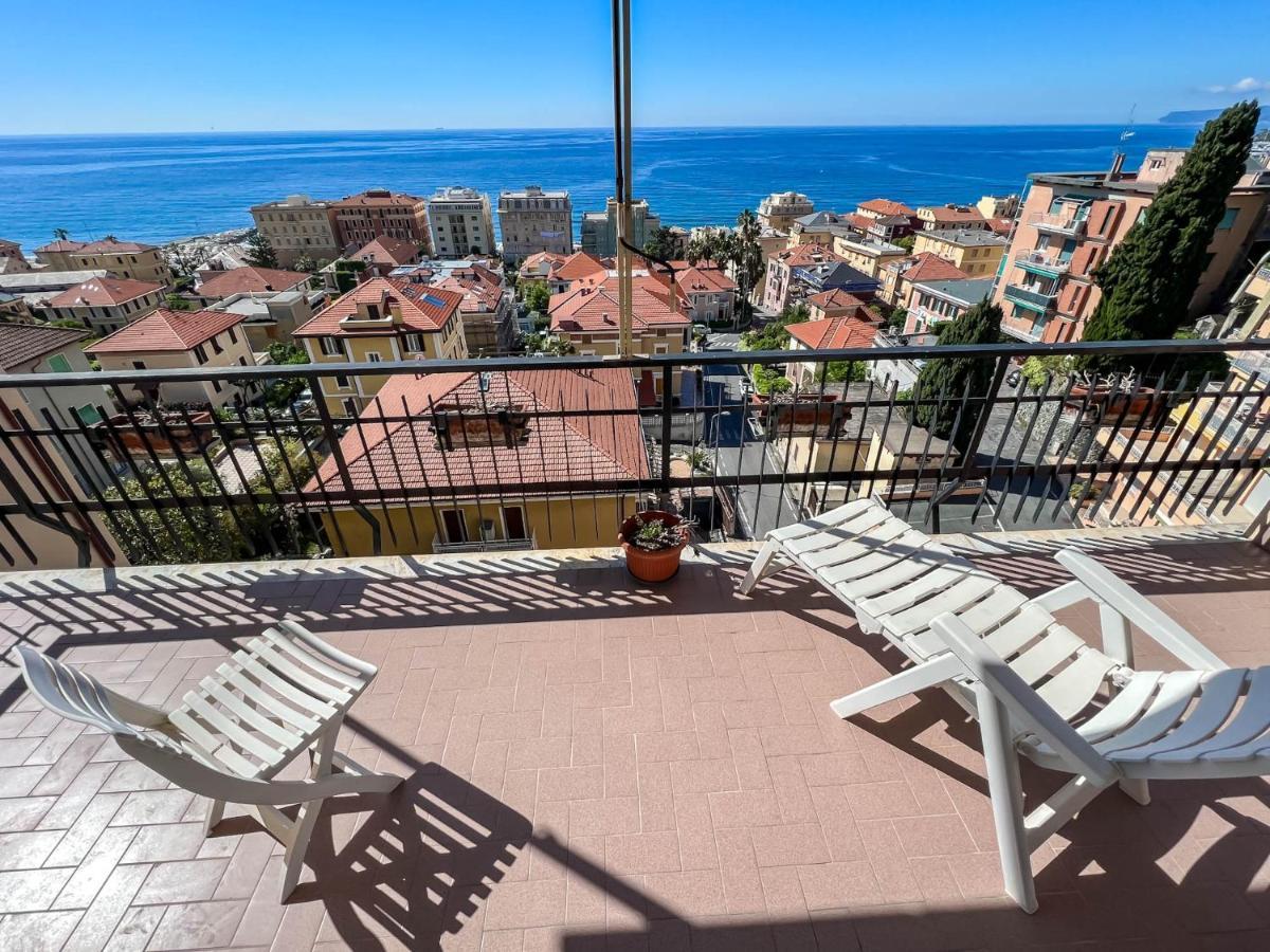 Grande Appartamento Vista Mare Varraze Exterior foto