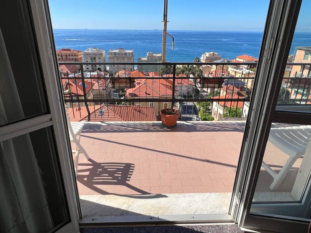 Grande Appartamento Vista Mare Varraze Exterior foto