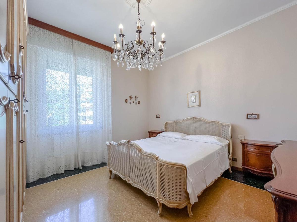 Grande Appartamento Vista Mare Varraze Exterior foto